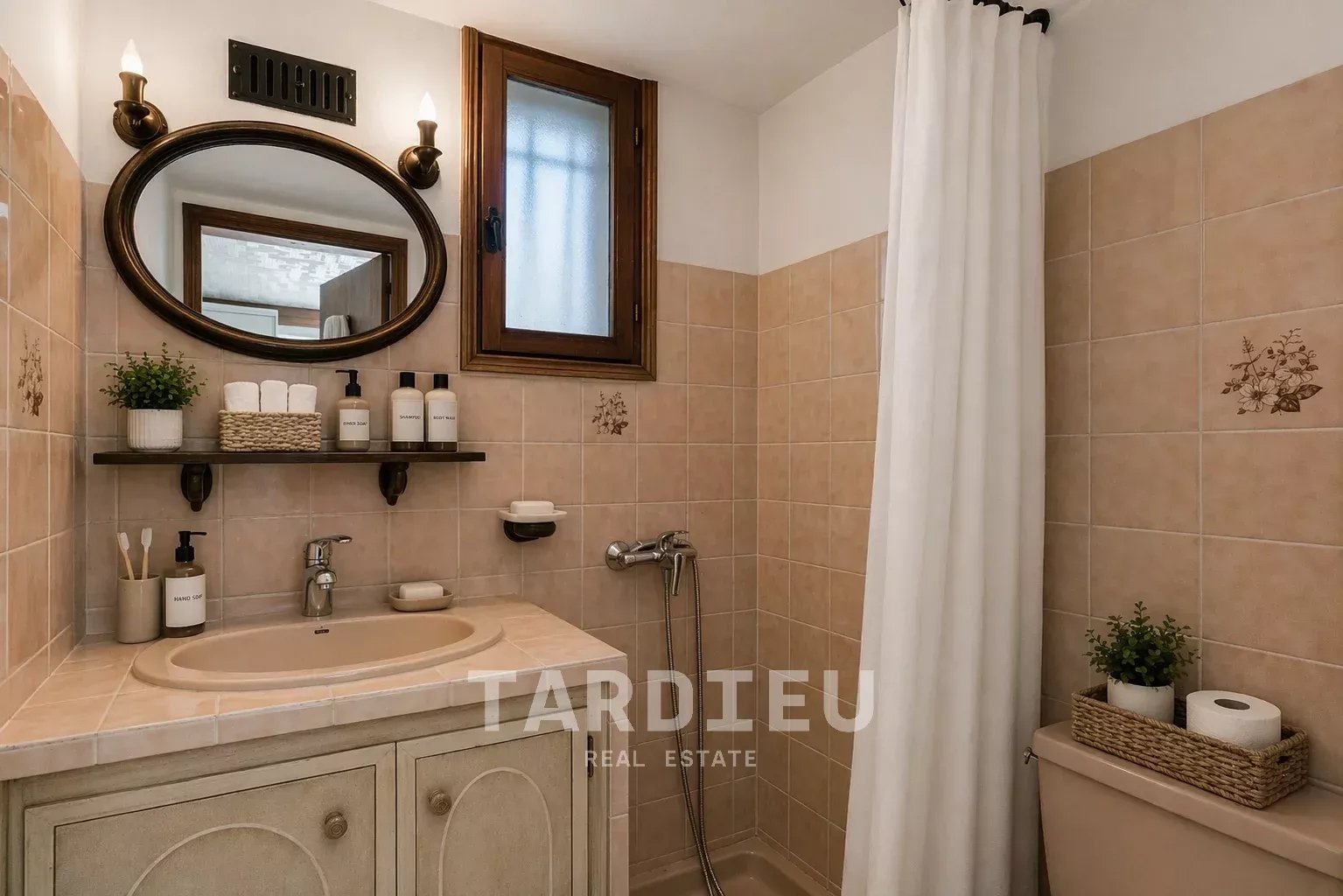 Maison avec piscine à Gassin