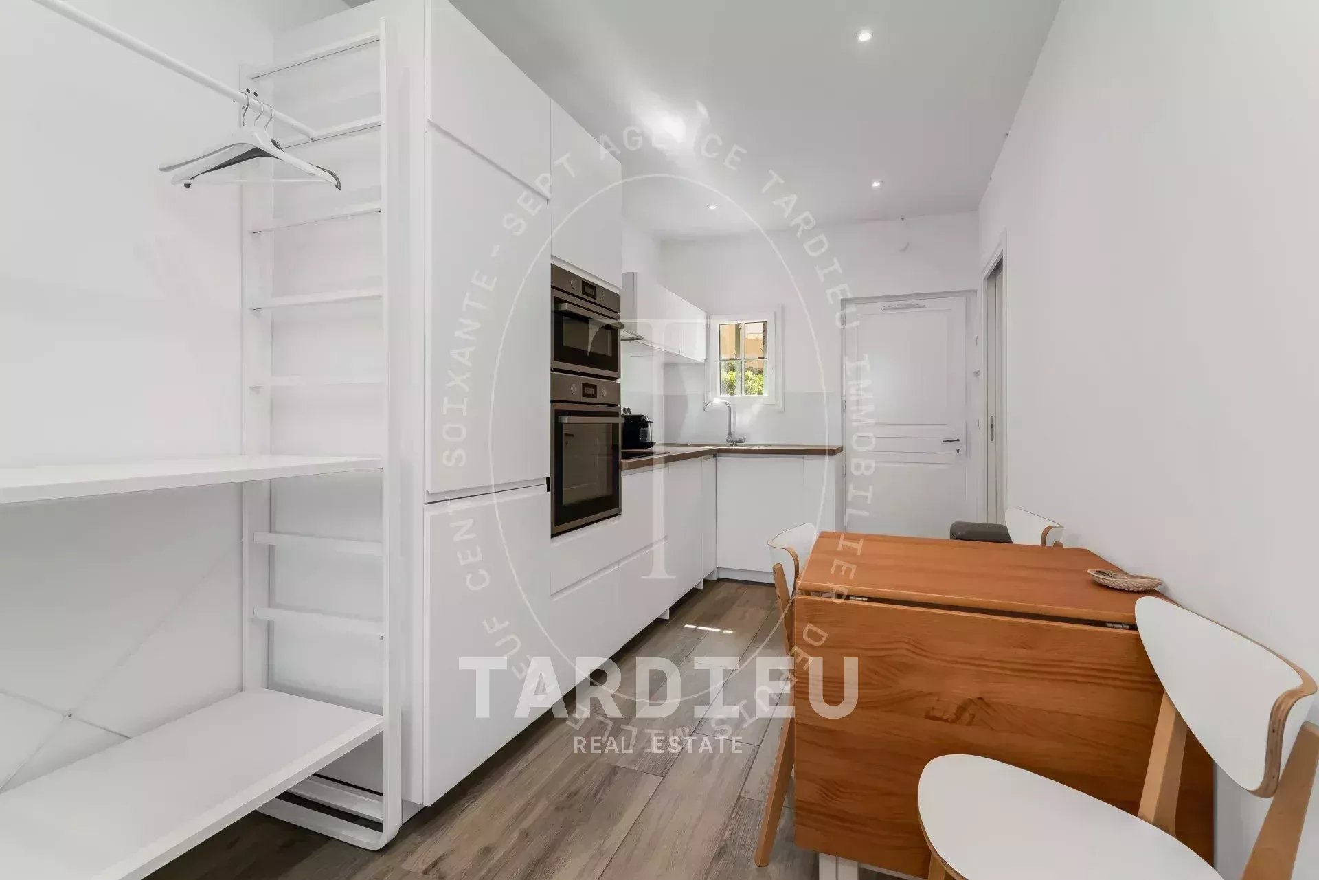 Port-Grimaud : Appartement jardin, accès mer