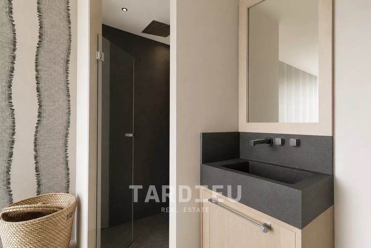 Appartement 2 chambres avec terrasse