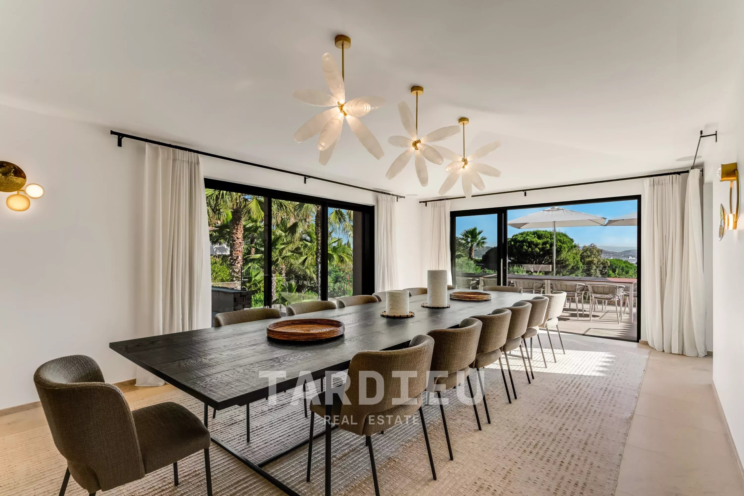Saint-Tropez : Propriété d'exception vue mer