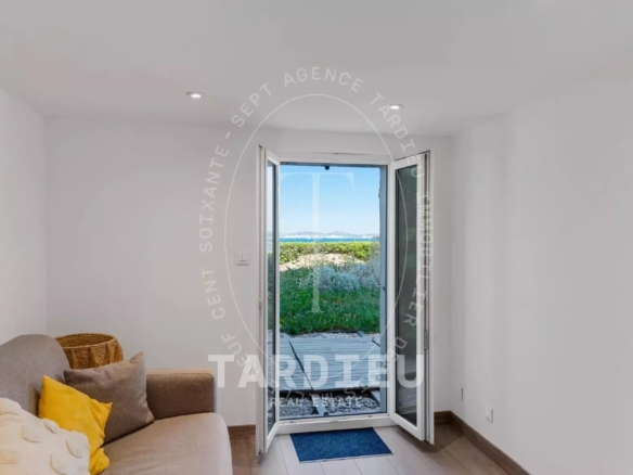 Port-Grimaud : Appartement jardin, accès mer