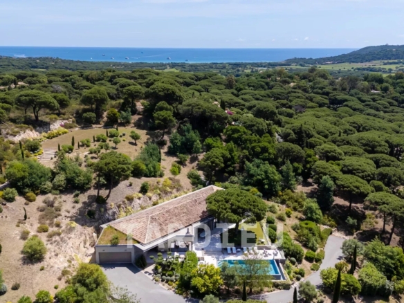 Villa Contemporaine sur Ramatuelle