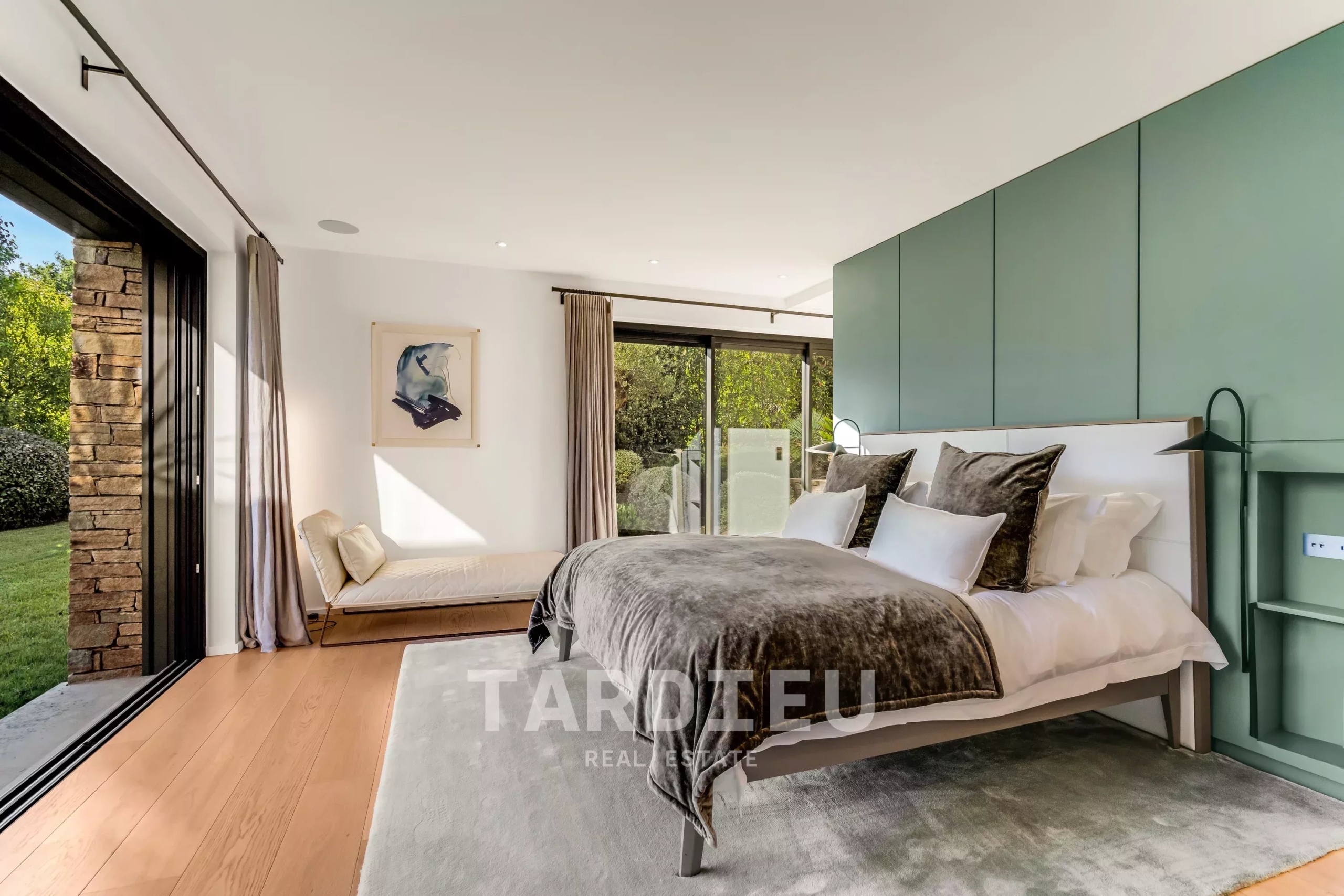 Saint-Tropez : Propriété d'exception vue mer