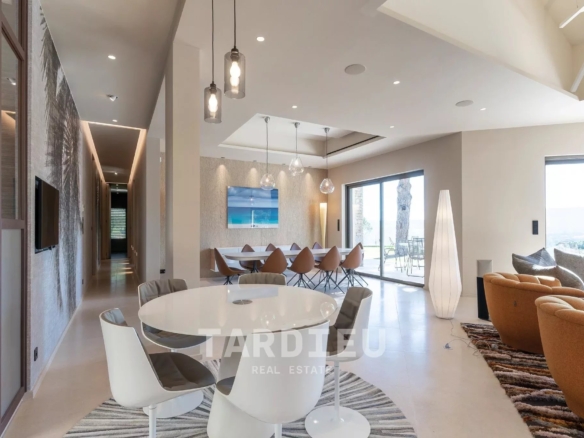 Villa Contemporaine sur Ramatuelle