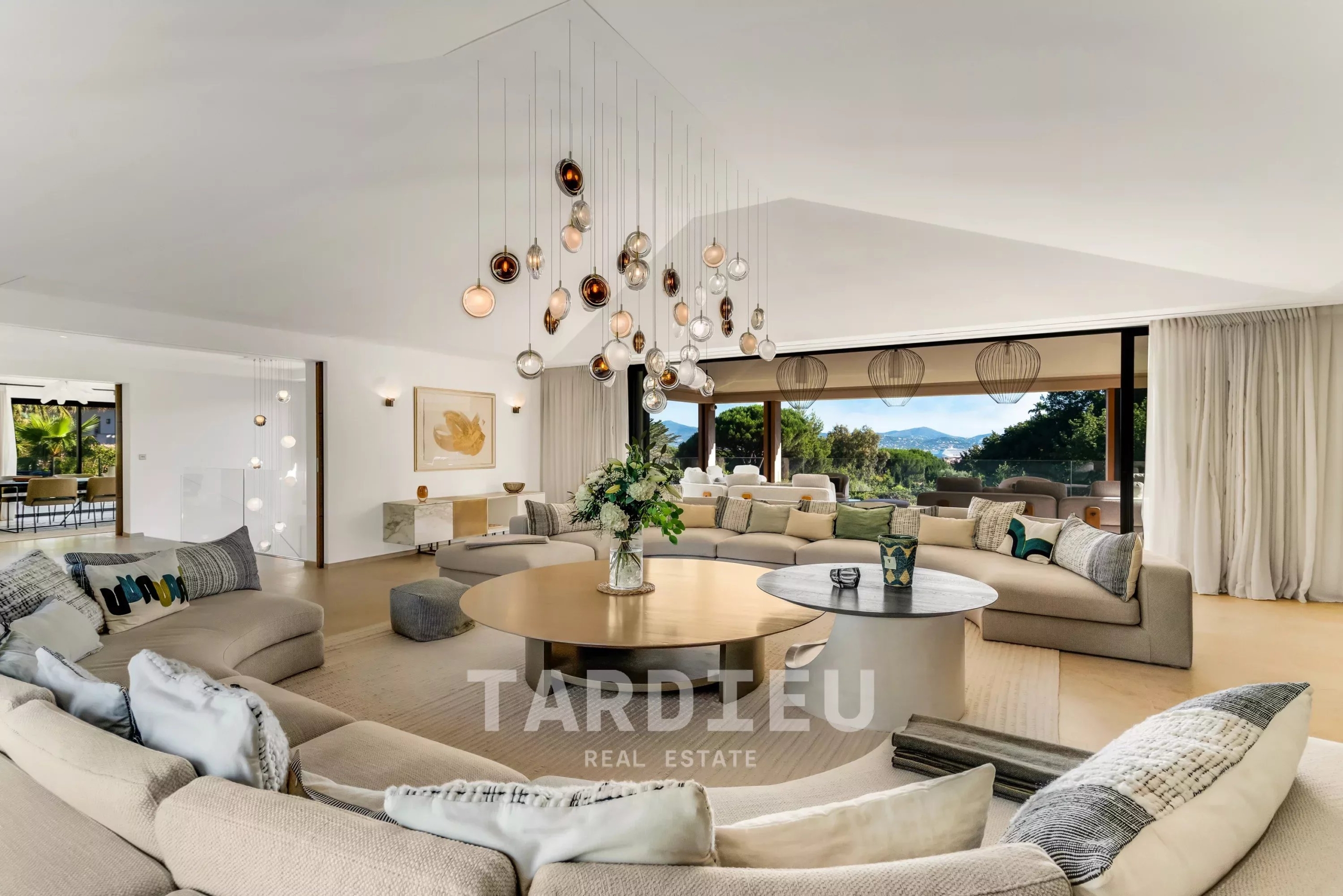 Saint-Tropez : Propriété d'exception vue mer
