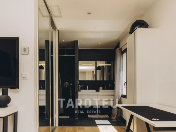 Gassin – Villa avec 5 chambres, piscine et plage à pieds