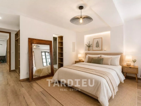Duplex au coeur du village de Grimaud