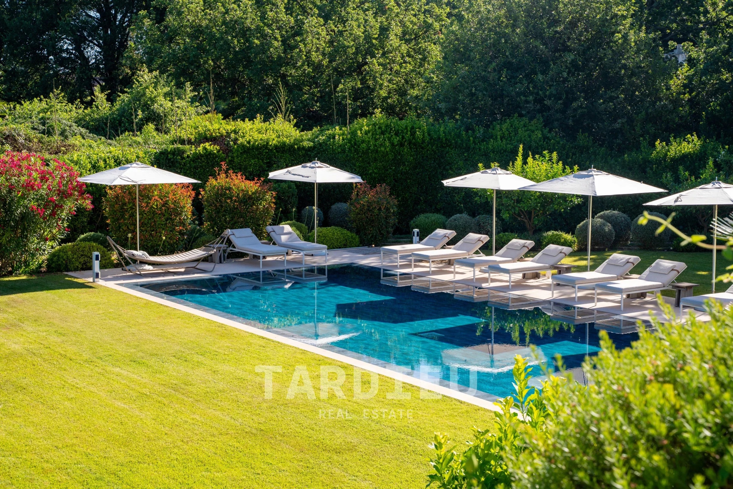 Saint-Tropez : Propriété d'exception vue mer