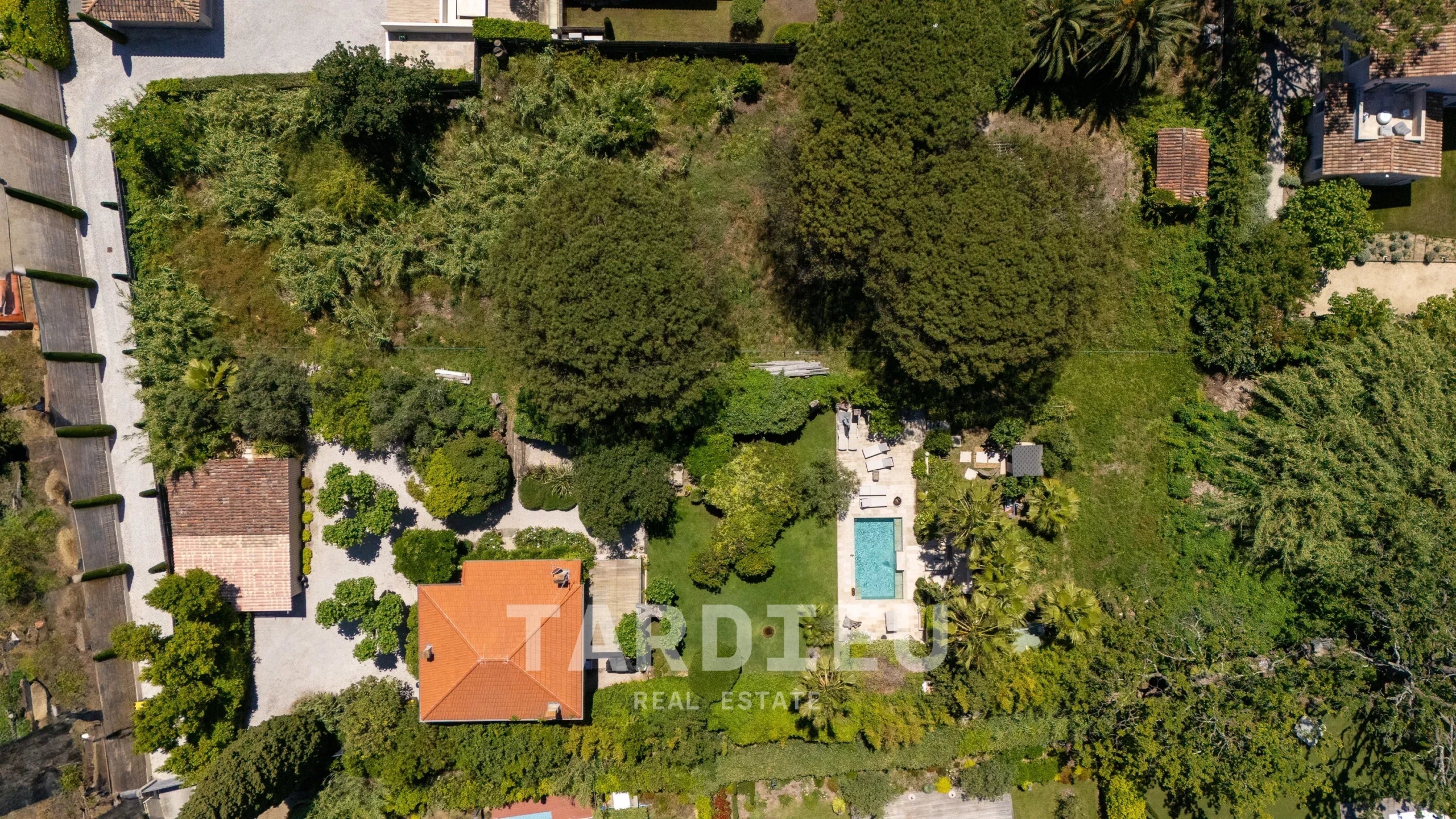 Maison provençale à rénover proche centre