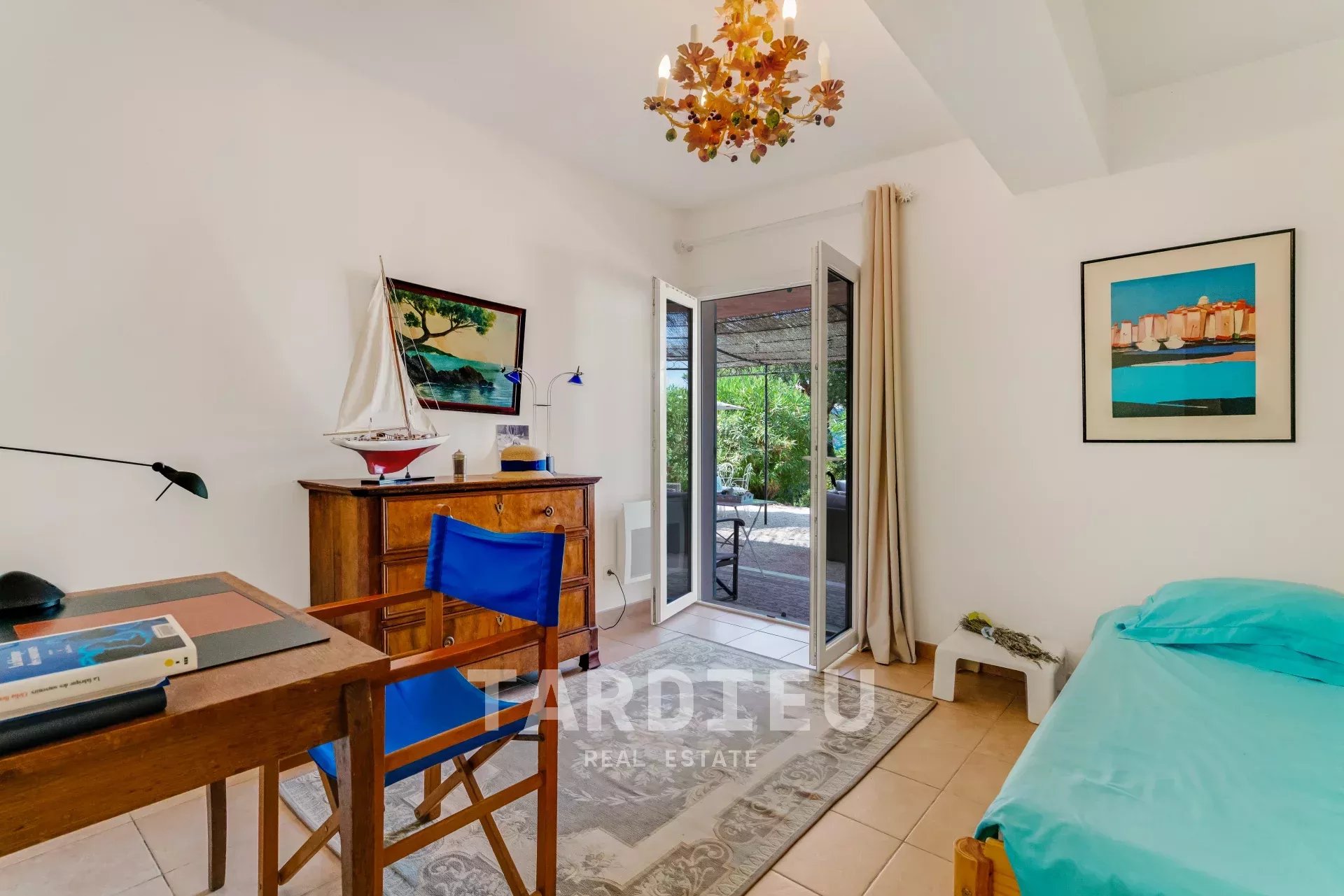 Gassin : Appartement jardin, vue mer
