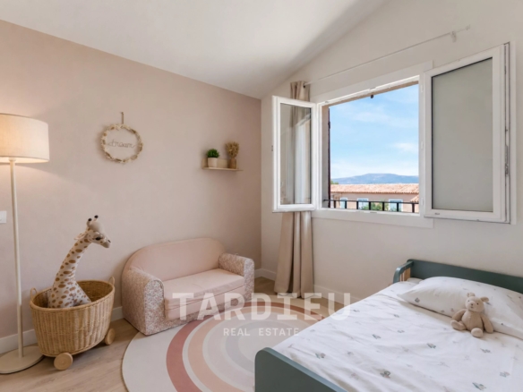 Appartement rénové, vue mer Font Mourier