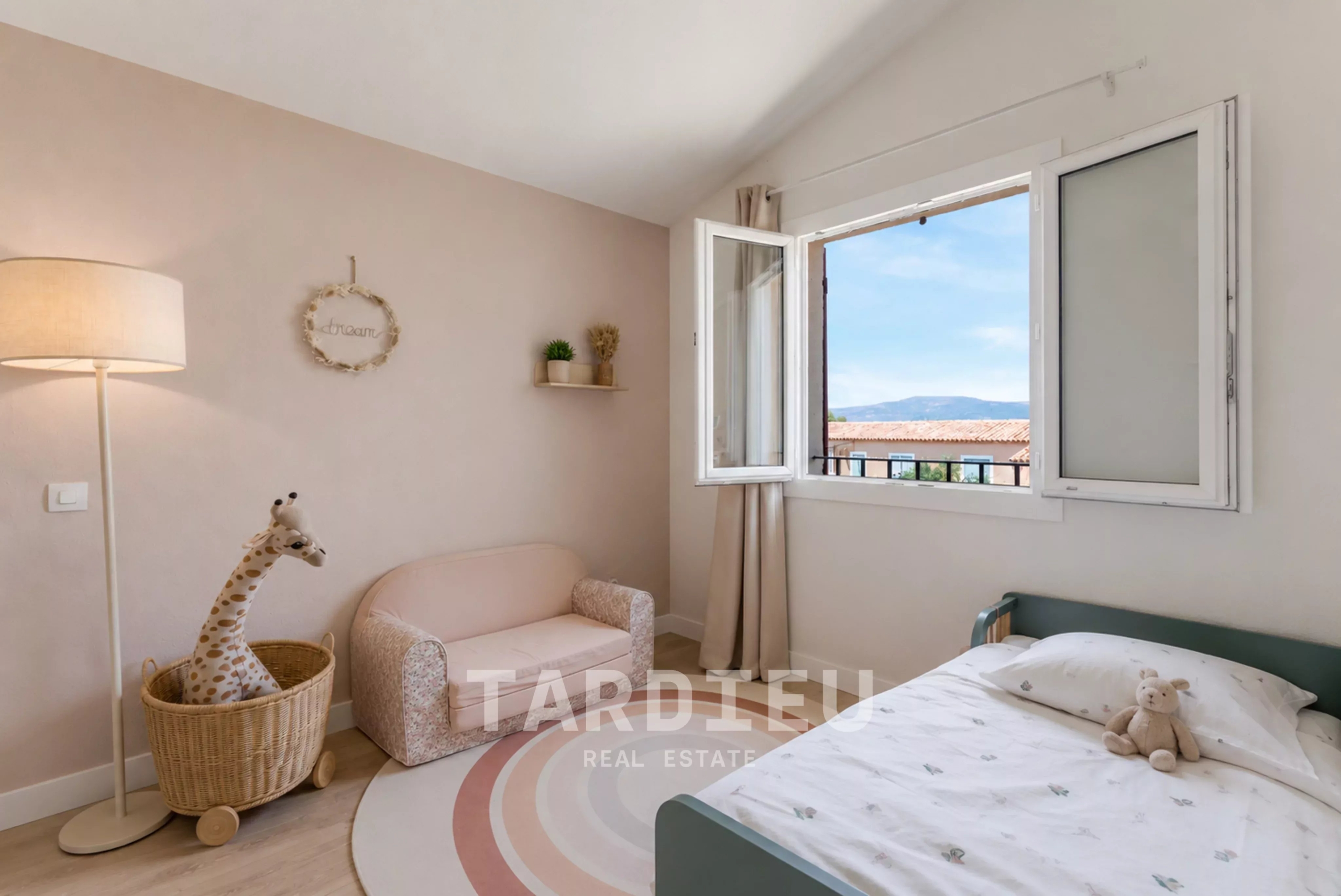 Appartement rénové, vue mer Font Mourier