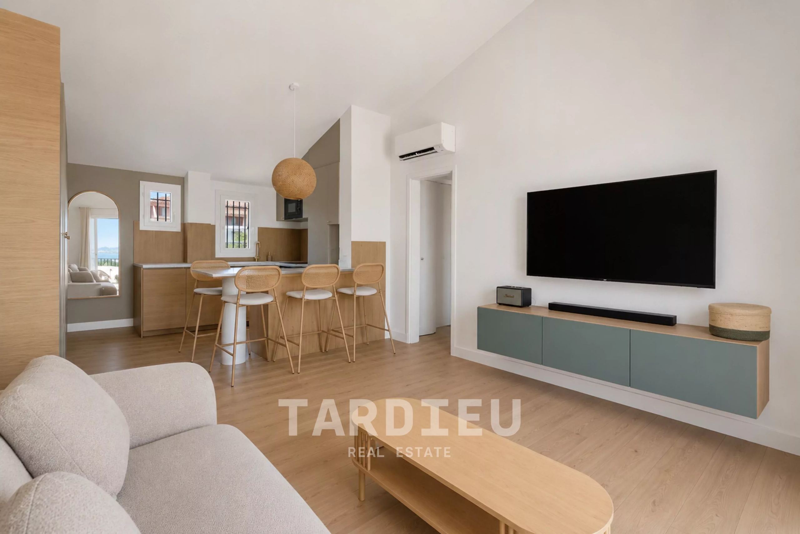 Appartement rénové, vue mer Font Mourier
