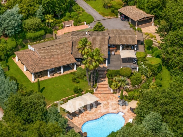 Villa Gassin : Vue dégagée, cadre naturel