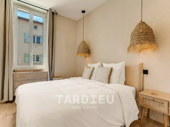 Appartement village Saint-Tropez, terrasse, garage