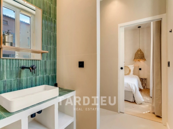 Appartement village Saint-Tropez, terrasse, garage