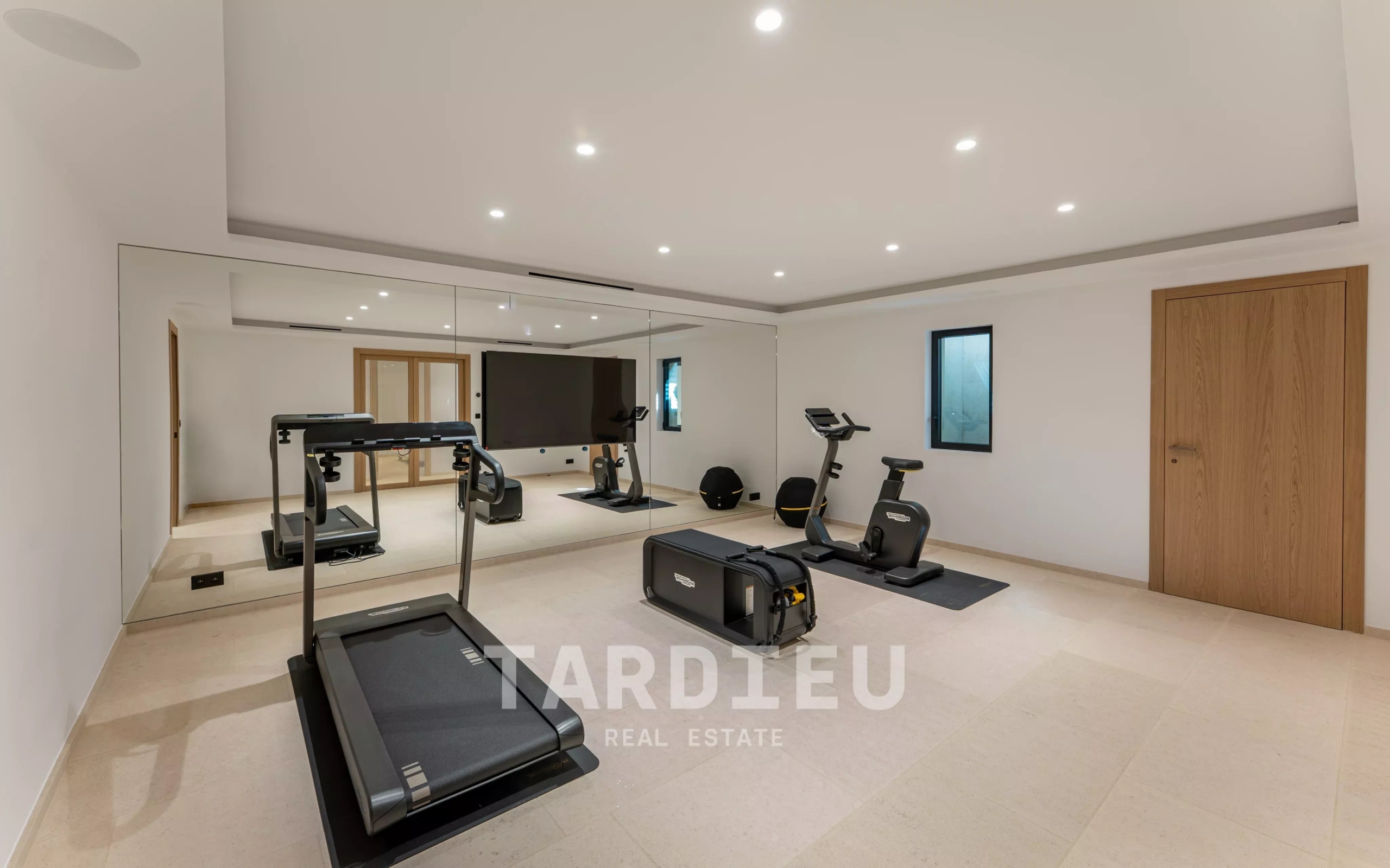 Villa Ramatuelle : vues campagne et mer