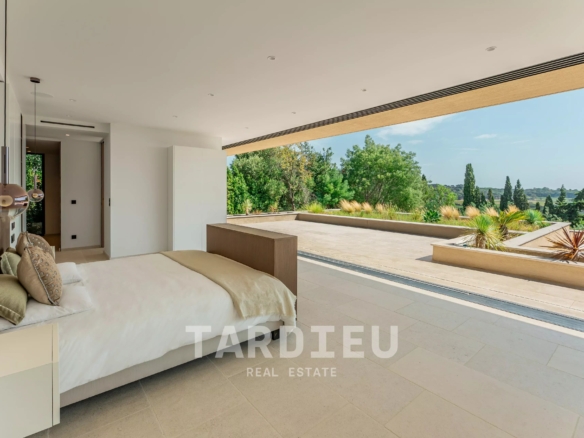 Villa Ramatuelle : vues campagne et mer