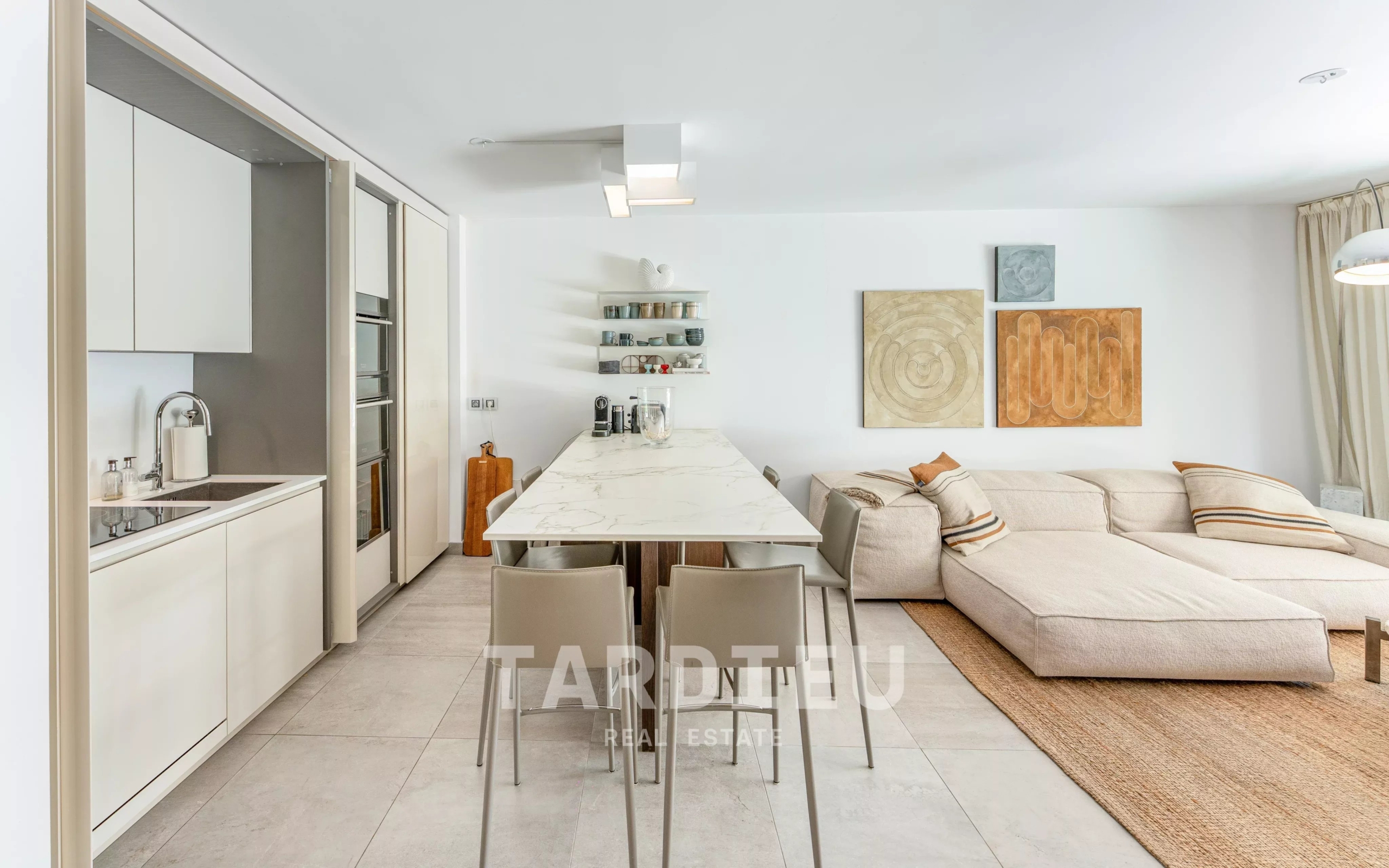 Saint-Tropez : appartement avec jardin et terrasse