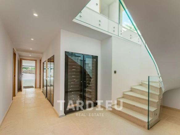 Villa Ramatuelle : vues campagne et mer